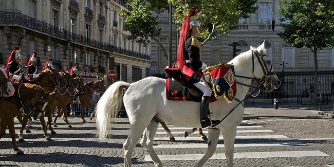 Assurance auto pour militaires : prix et comparateur