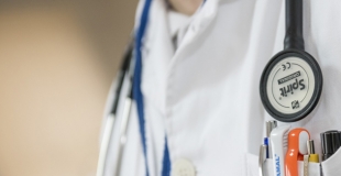 Souscrire une mutuelle santé senior avec l'ACS (Aide à la Complémentaire Santé)