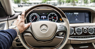 Assurance auto pour une Mercedes : comparez pour bien choisir
