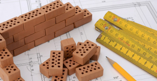 Peut-on rénover ou construire sans assurance dommages ouvrage ? Quels risques ?