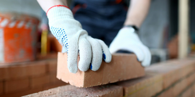 Faut-il une garantie décennale pour une auto-construction ?