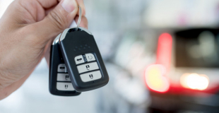 Peut-on assurer une voiture avec une carte grise barrée ?