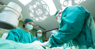 RC Pro pour praticien hospitalier : comparez, choisissez !